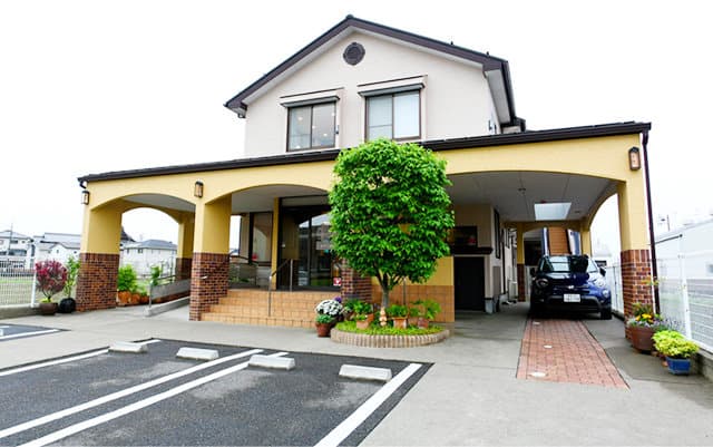 Ihana歯科岐阜の外観