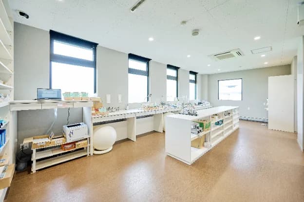 歯科技工所 THE WORKS の作業スペース